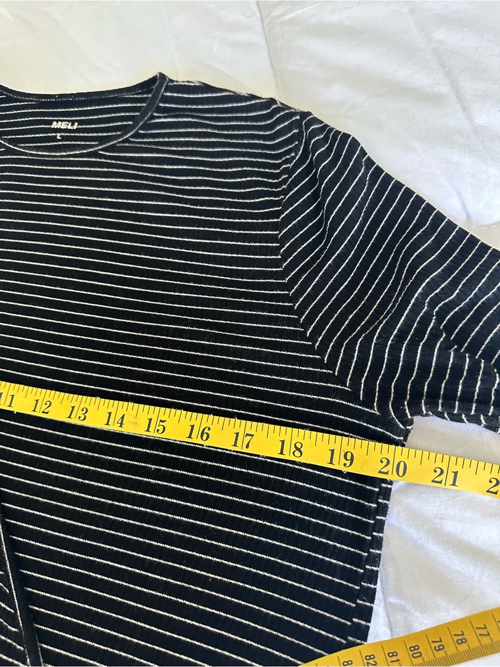 MELI Striped Long-Sleeve Tie-Side Top black and White size large - Picture 8 of 12